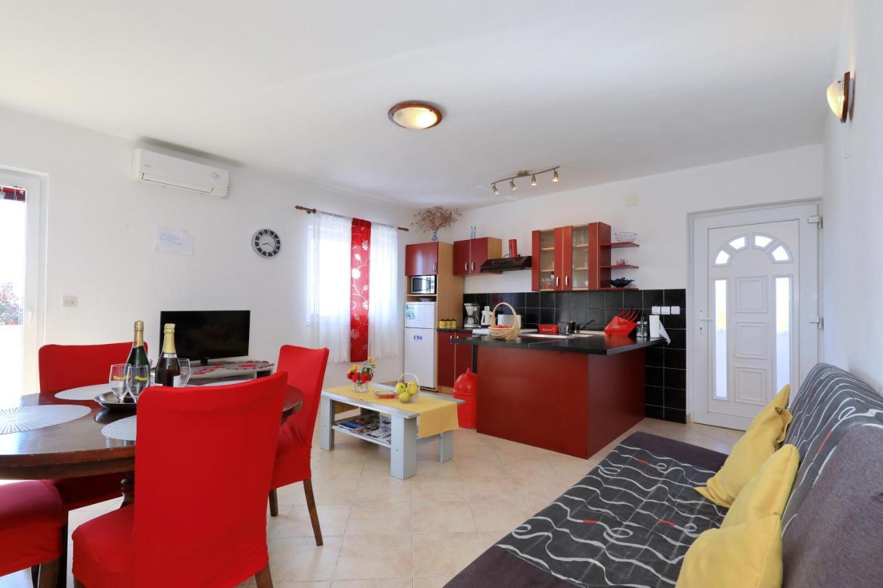 Apartments Luca Razanac Ngoại thất bức ảnh