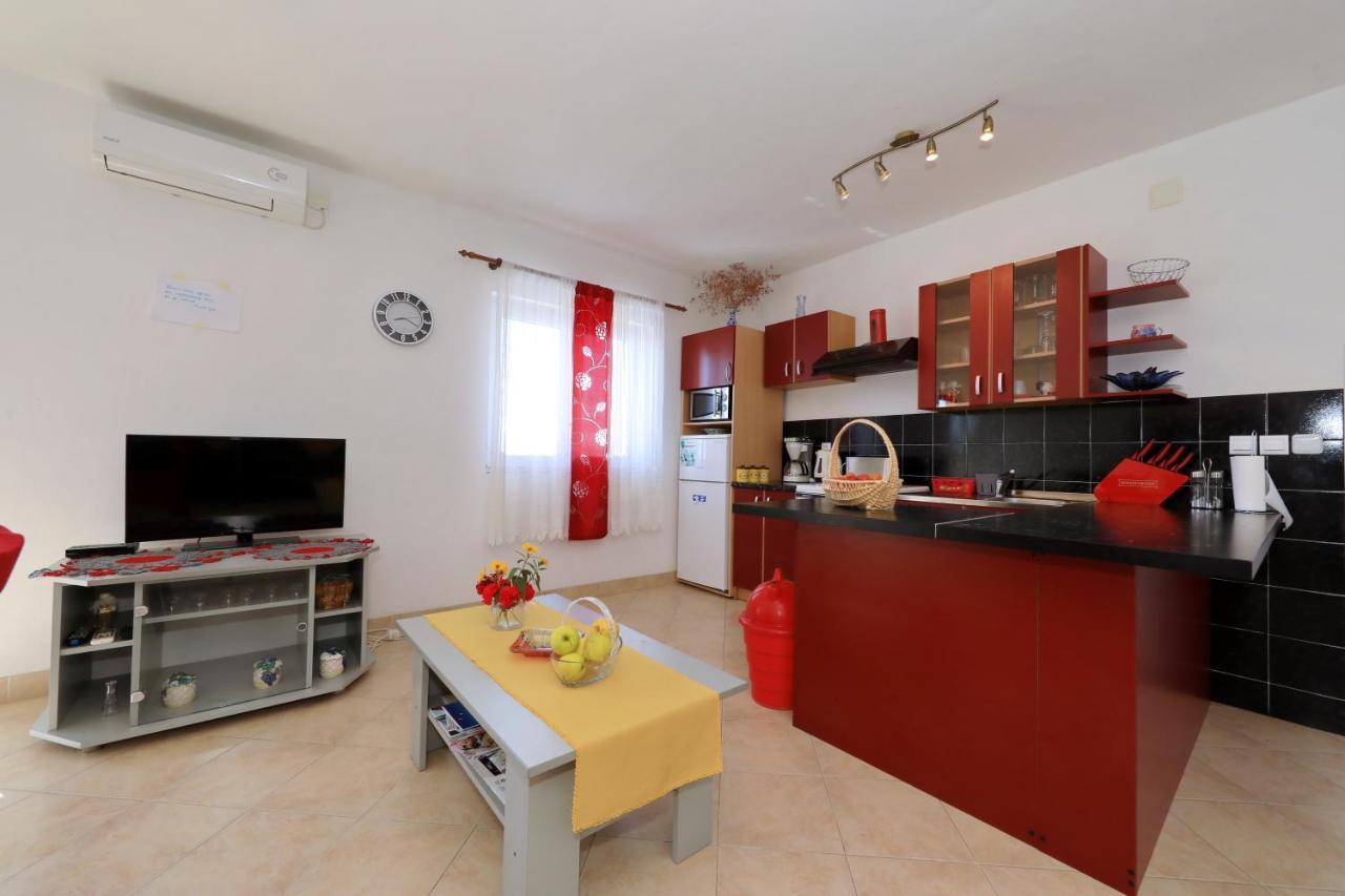 Apartments Luca Razanac Ngoại thất bức ảnh